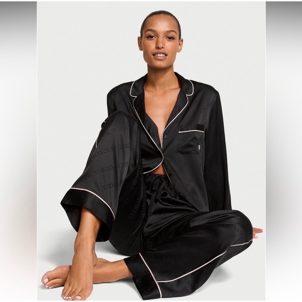 Victoria's Secret Pajama Set Satin Logo XS Black Womens Sleepwear Button Down